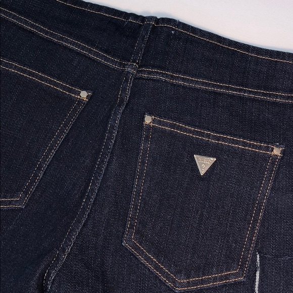 Guess Shorts - Picture 5 of 10